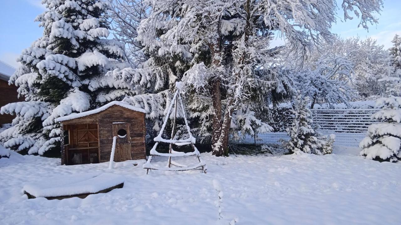 Les Jardins Des 3 Provinces- Gite Montcharvot Zewnętrze zdjęcie