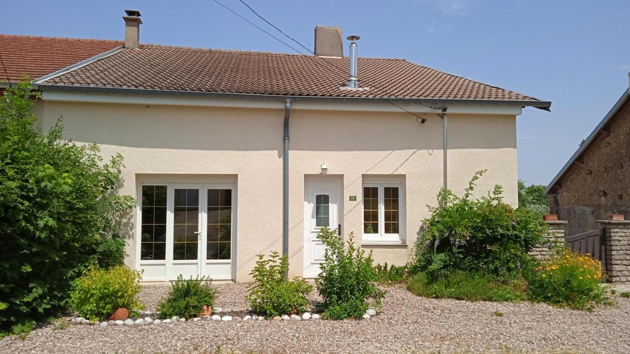 Les Jardins Des 3 Provinces- Gite Montcharvot Zewnętrze zdjęcie